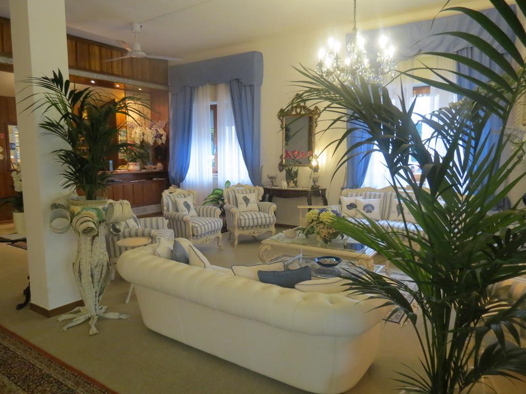 Hotel Tirreno Forte dei Marmi Exterior foto