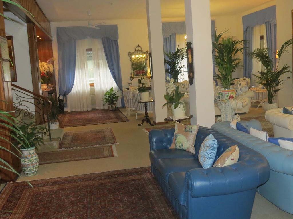 Hotel Tirreno Forte dei Marmi Exterior foto